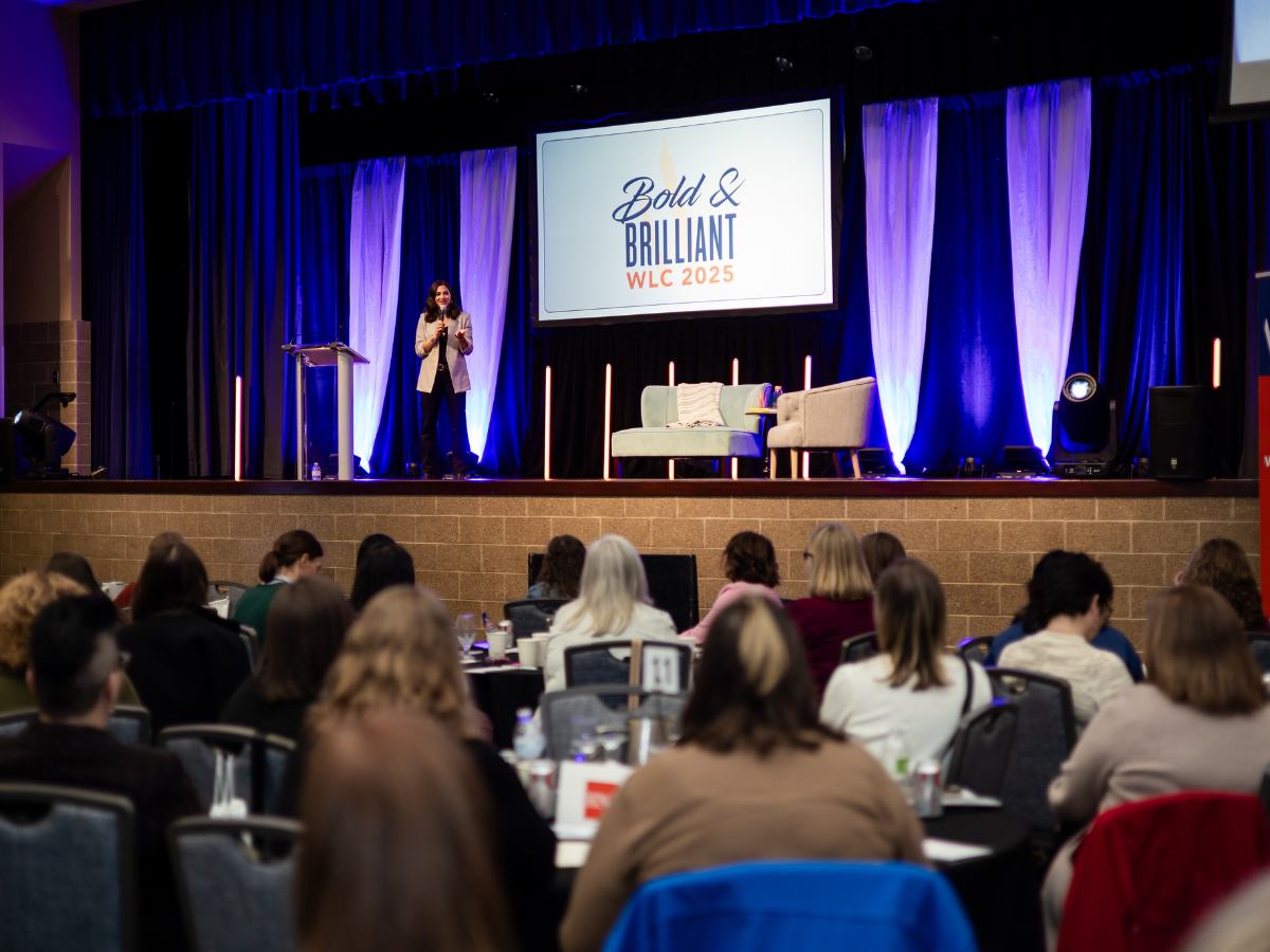 Paula Faris on Stage